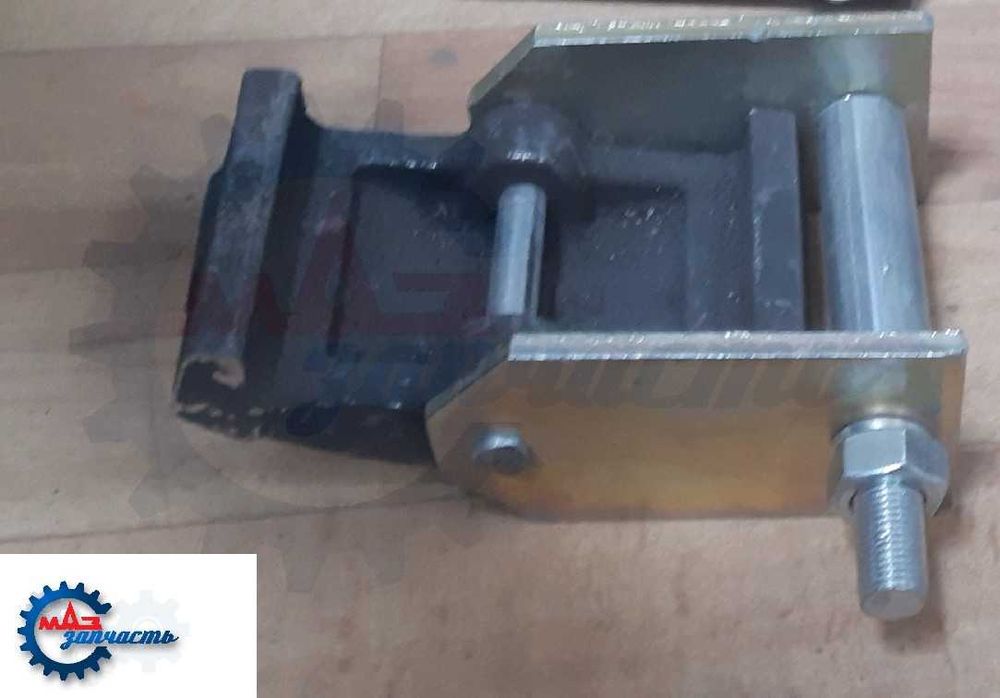 Сухарь рессоры передней КАМАЗ, прицепа вкладыш СЗАП НЕФАЗ