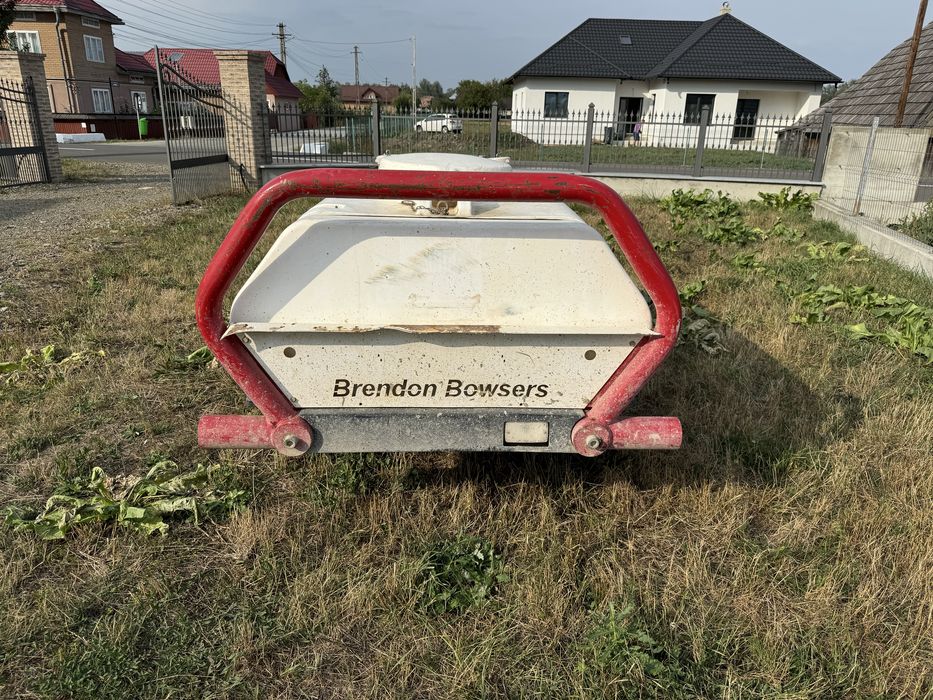 Sprita de spalat diesel cu bazin 1000 litri