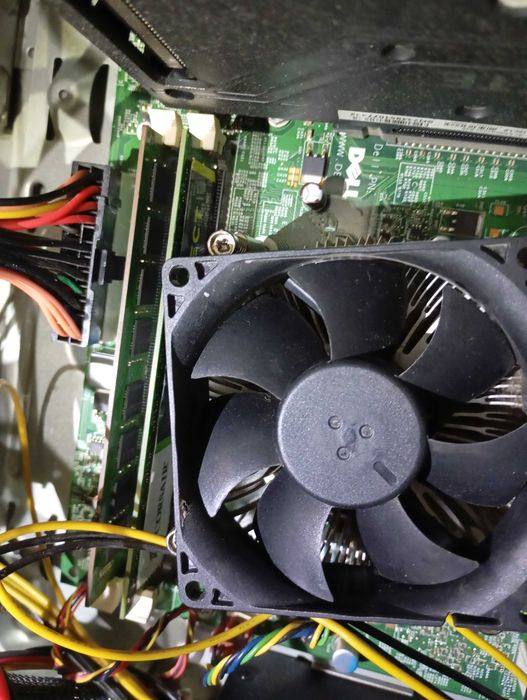 Vând placă de bază optiplex 3010 cu procesor i5-3470  3.20Ghz