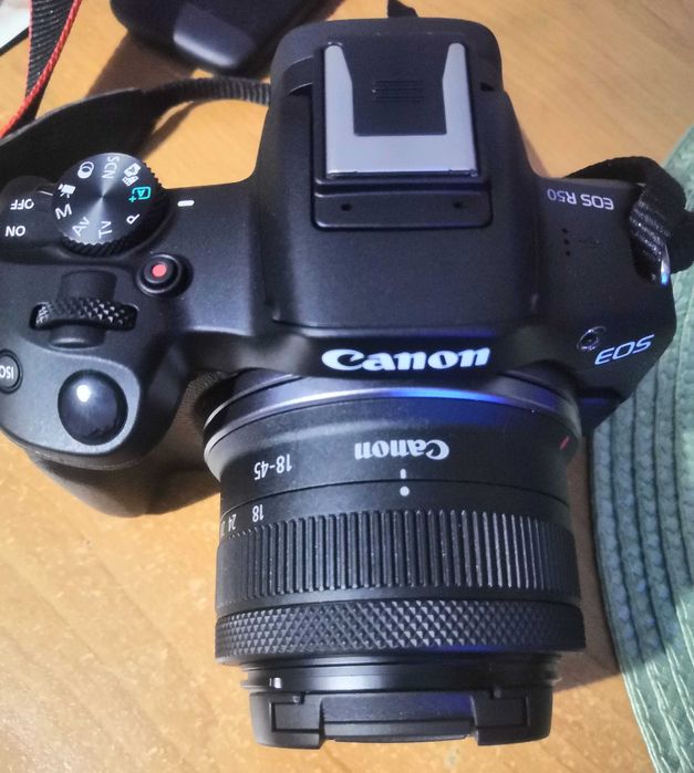 Безогледален фотоапарат CANON EOS R50 +RF-S18-45