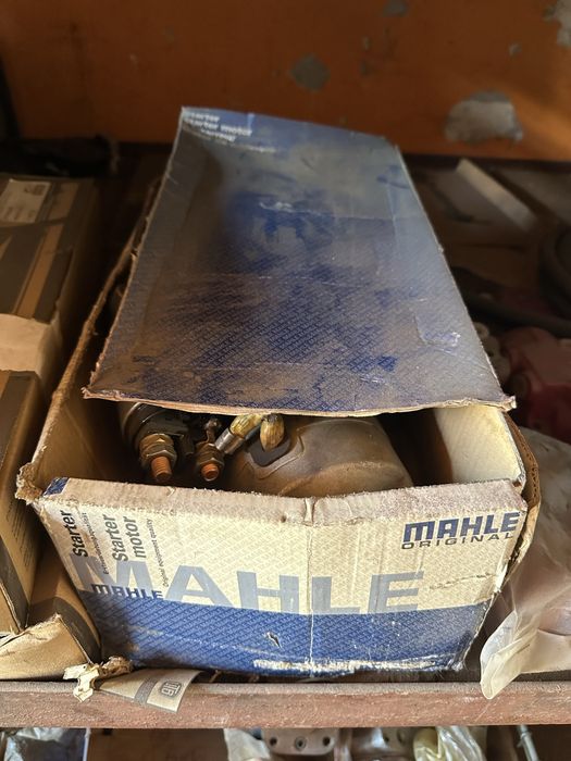 Demaror electromotor u445 / aro mahle