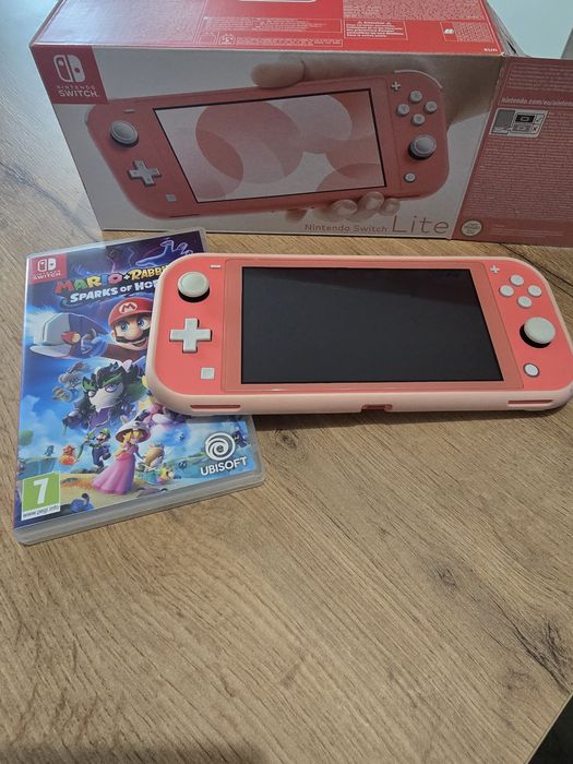 Nintendo Switch Lite на 3 месеца + Mario + Rabbids Sparks of Hope