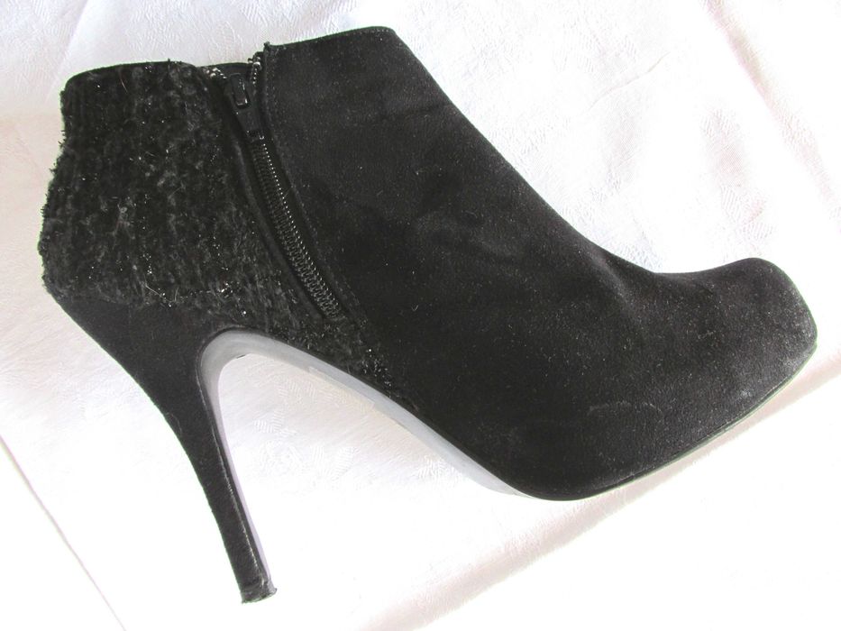 Botine dama NEVER 2 HOT, piele intoarsa culoare neagra, masura 39