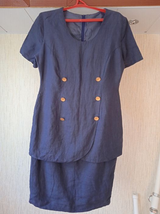 Подаю женскую одежду