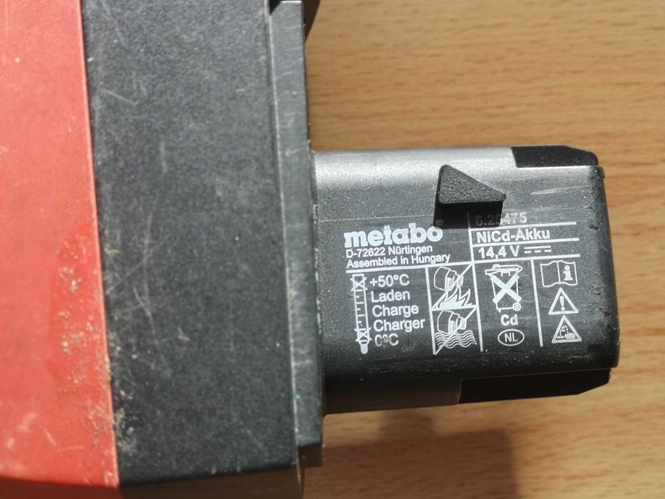 Винтоверт METABO BSZ 14.4 Ni-Cd Impuls