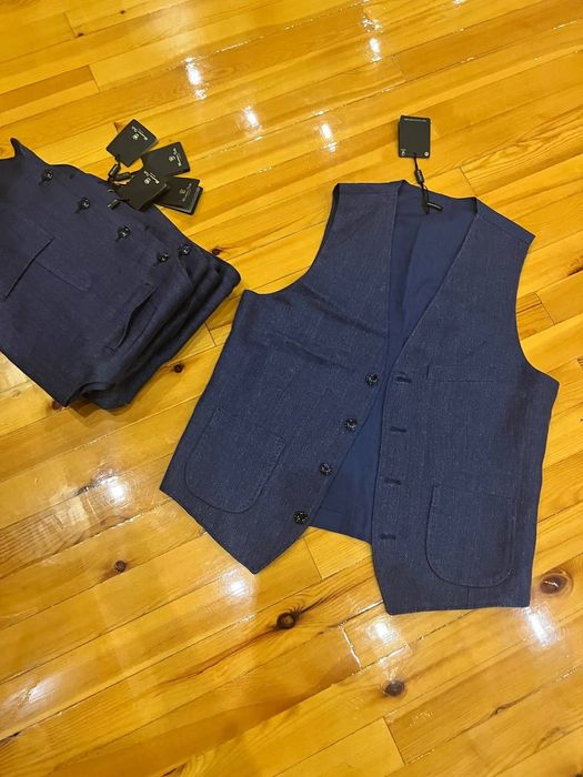 Продается жилет , брюки и штаны оригинал