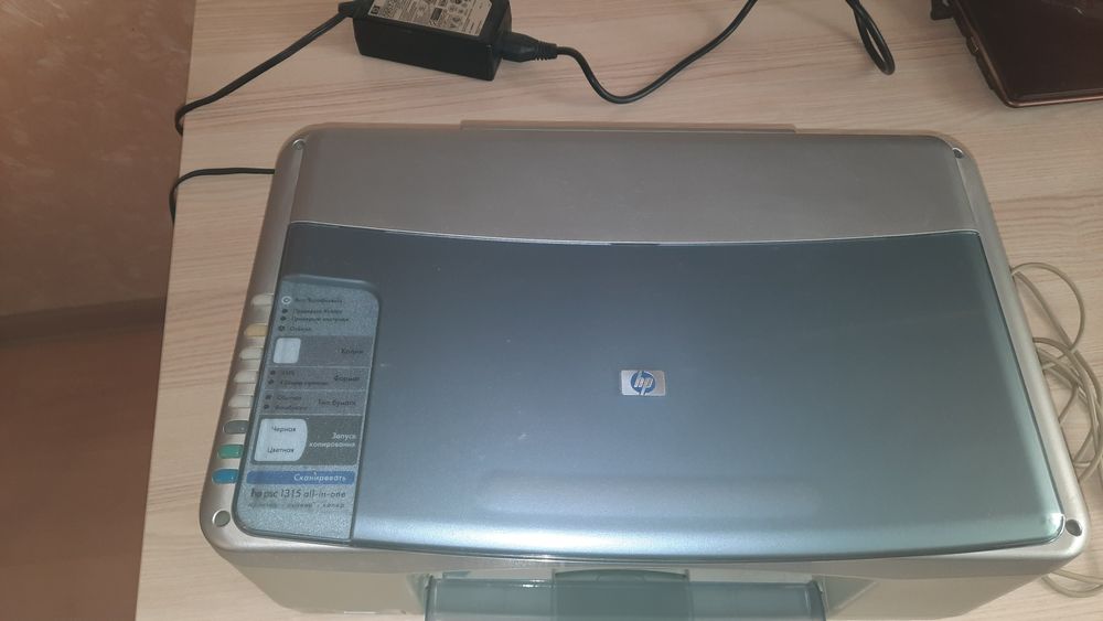 Продам принтер hp
