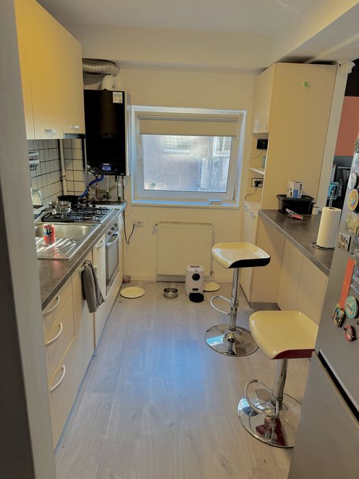 Apartament 2 camere, 57 mp, terasa 60 mp, zona Vivo, preț negociabil