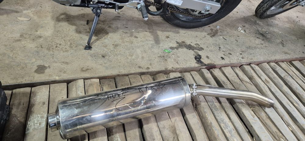 Închiriere evacuare Suzuki bandit/SV, 600/1200