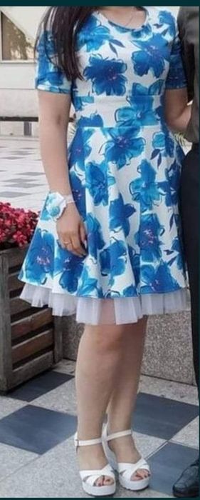 Офицялна Рокля, размер Л обличана веднъж!