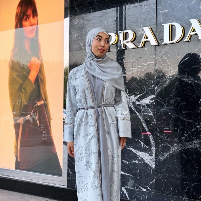 Продам женские абайки