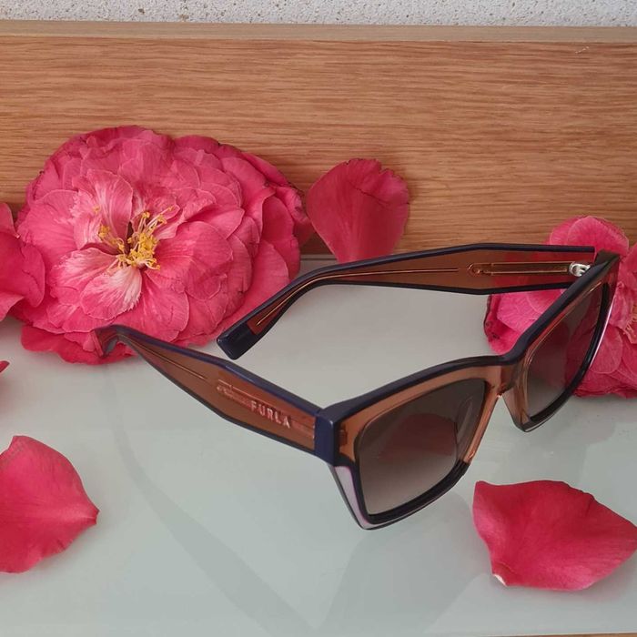Оригинални дамски слънчеви очила Furla -49%