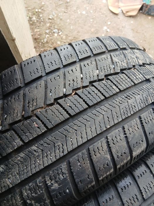 Р15 зимни шина сатам