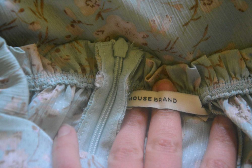 рокля ментово зелено флорален мотив Cropp