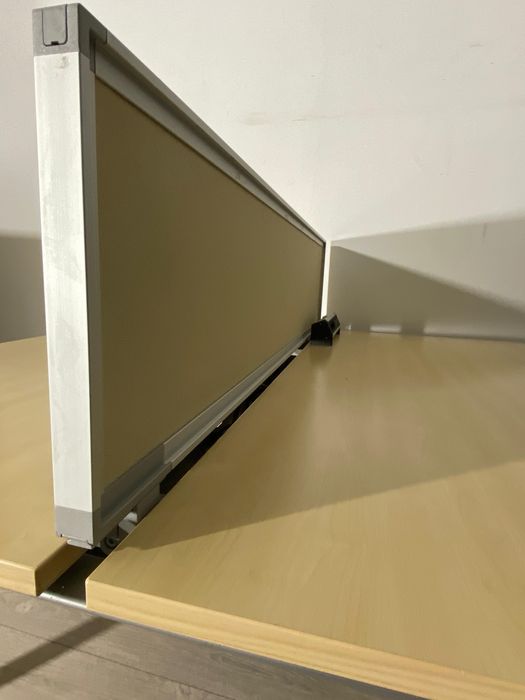 Birou Dublu 2 Blat x 160X78 cm, Panou Separator și Prize; Bench 2 Pers