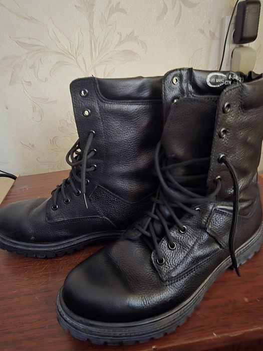 Продам берцы новые