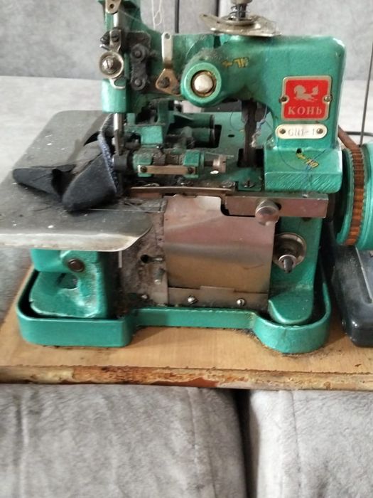 Оверлог швейный за 40000