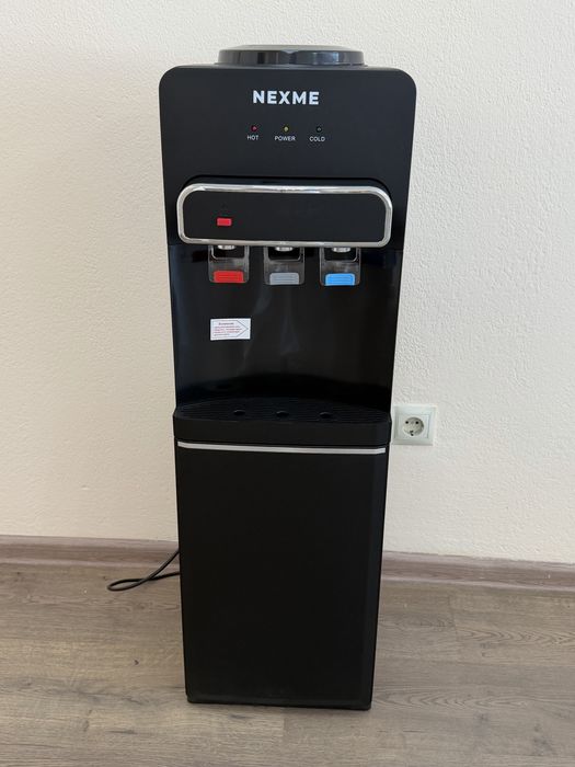 Кулер для воды Nexme