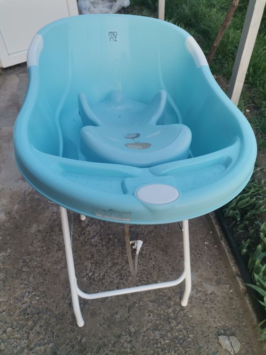 Бебешко корито със стойка