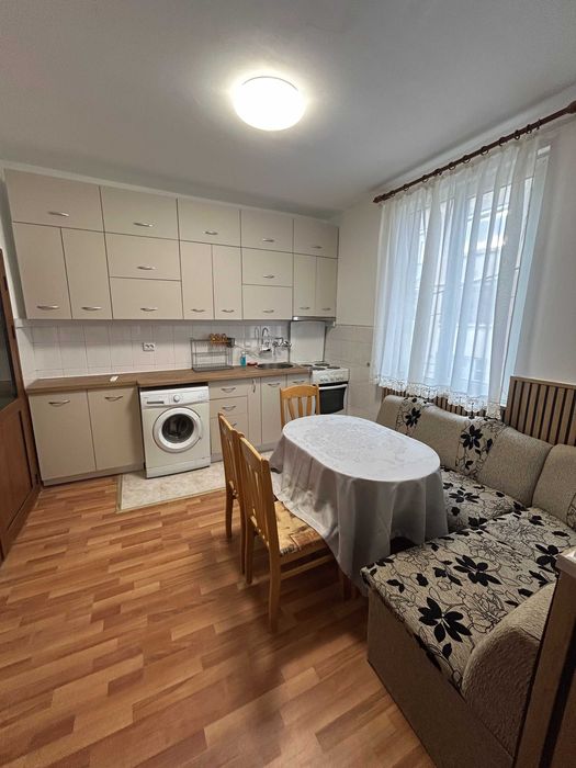 Дава се под наем Тристаен апартамент в Благоевград, Идеален център - 60 кв.м за 359.04 € - Снимка #5