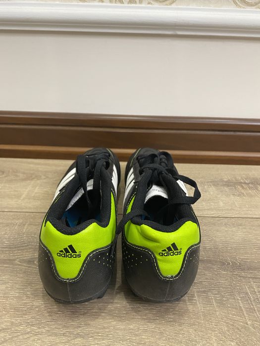 Butsi futbol razmer 43-44-44,5