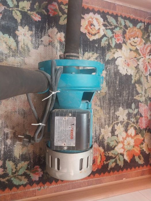 Продам электроводяной насос