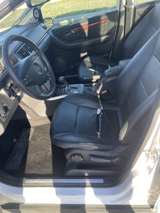 Mercedes-Benz B class