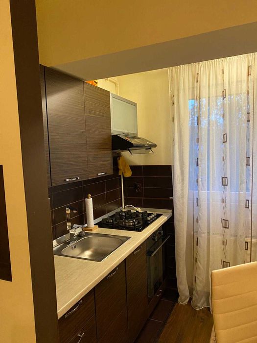 Vand apartament 2 camere