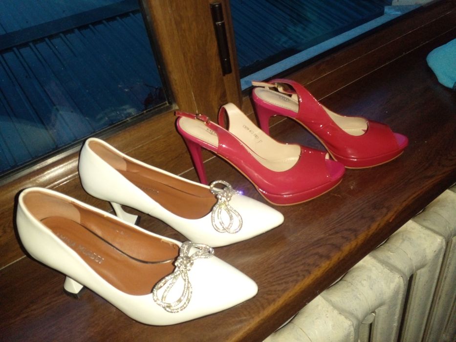 Kablukli tufli yengi