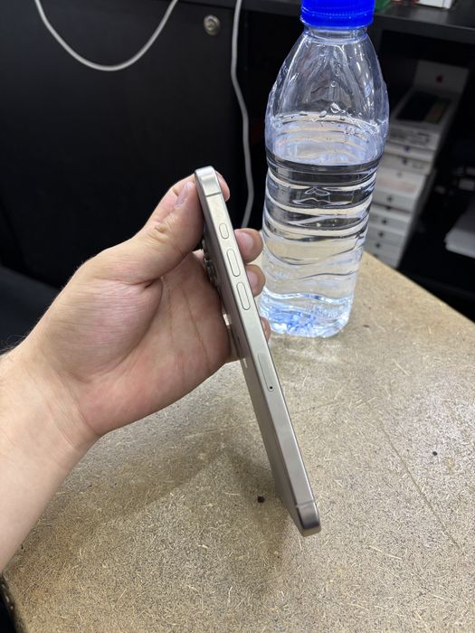 Iphone 15 max 256 ideal