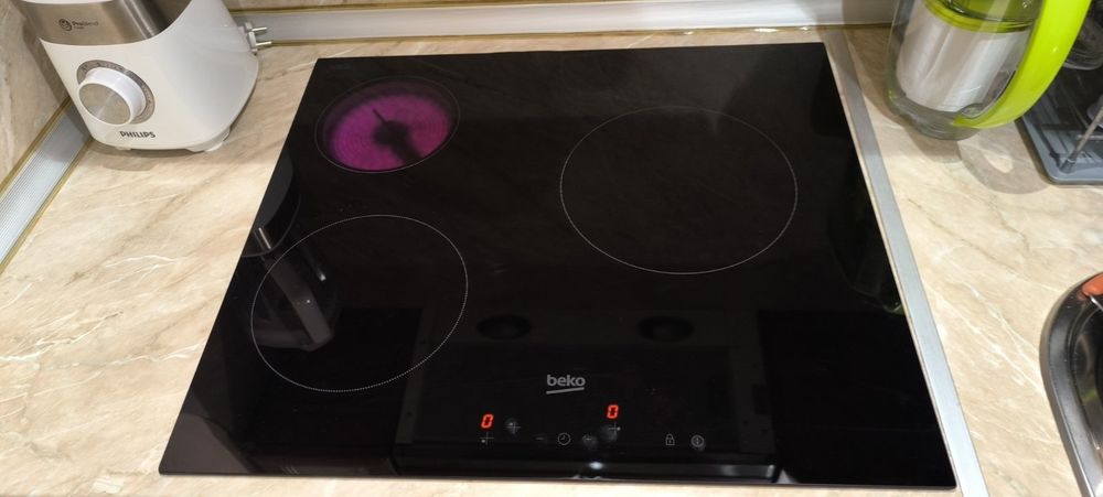 BEKO HIC 63400 стъклокерамичен плот