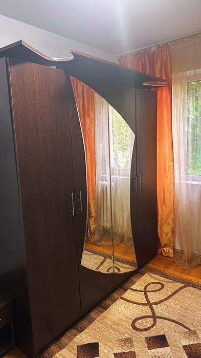 Apartament de închiriat