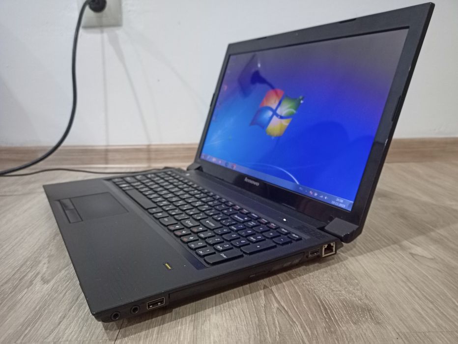 Ноутбук Lenovo B575