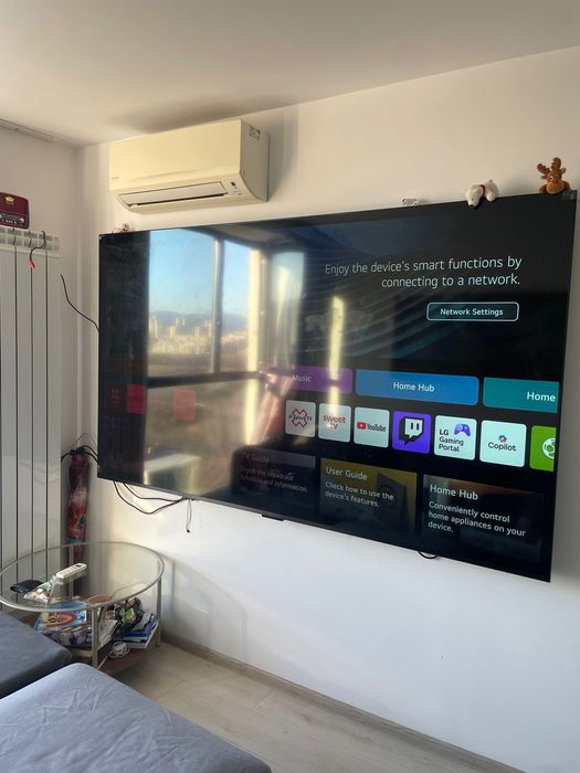 LG 98 инчов телевизор