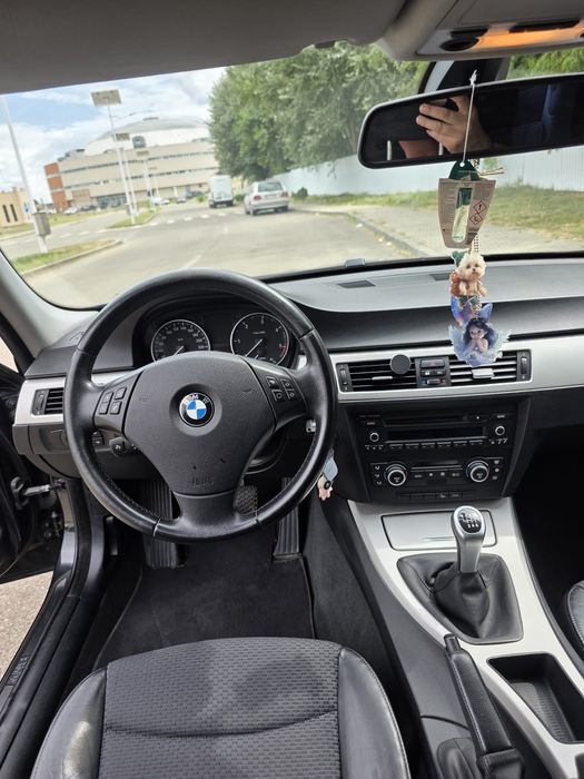 BMW 3 Series 2009 — imagine 5