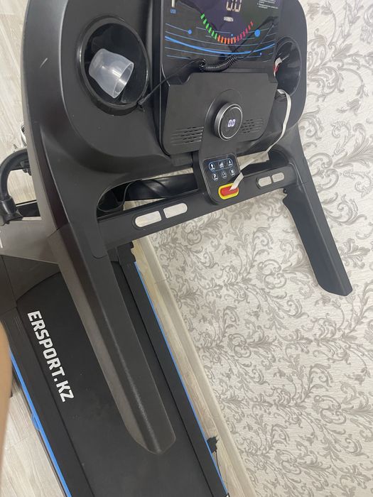 Продам беговую дорожку