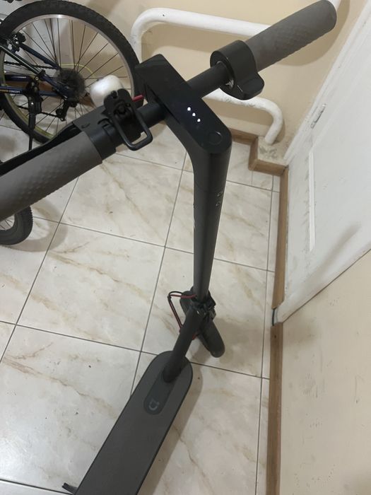 Самокат Xiaomi .