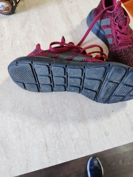 Vand Adidas Niteball, Boost