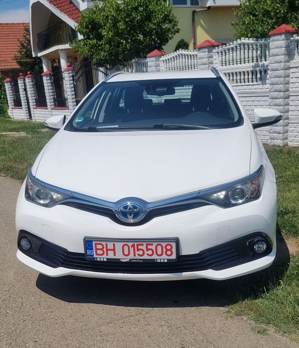 Toyota auris 1.8 hybrid