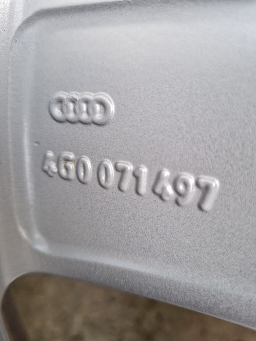 AUDI 225/55-17 PIRELLI 4G0071497
