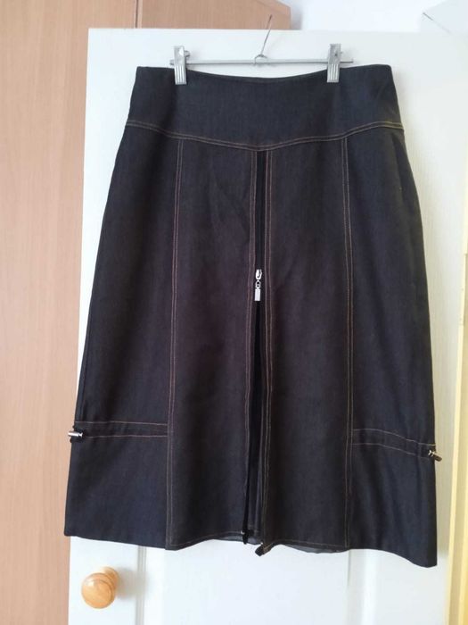 продам  женскую юбку, кофты, платье