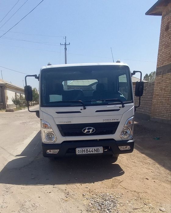 Хюндай Хундай MIGHTY бортовой сотилади КРЕДИТИ БОР