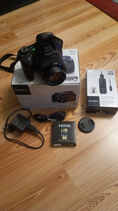 Фотоапарат Sony DSC-HX300 + аксесоари