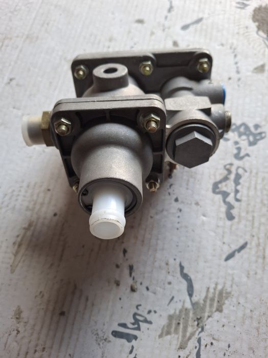 Клапан разгрузочный погрузчик