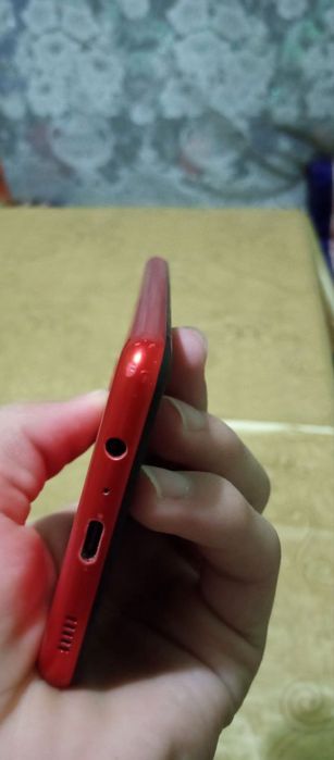 Samsung12 32 gb Sotiladi