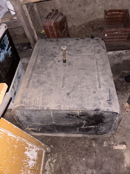 Продам бак на камаз