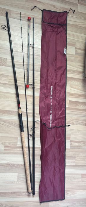 Lanseta Daiwa Ninja X Feeder 3.90m, 220g, 3+3seg