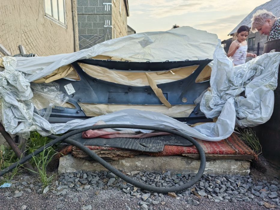 Продам бампер передний от хондай акцент