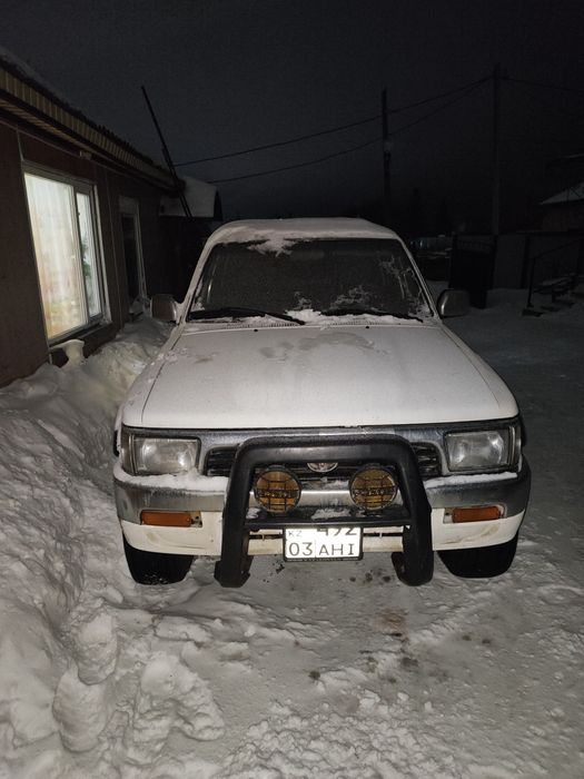 Тойота фаррунер.