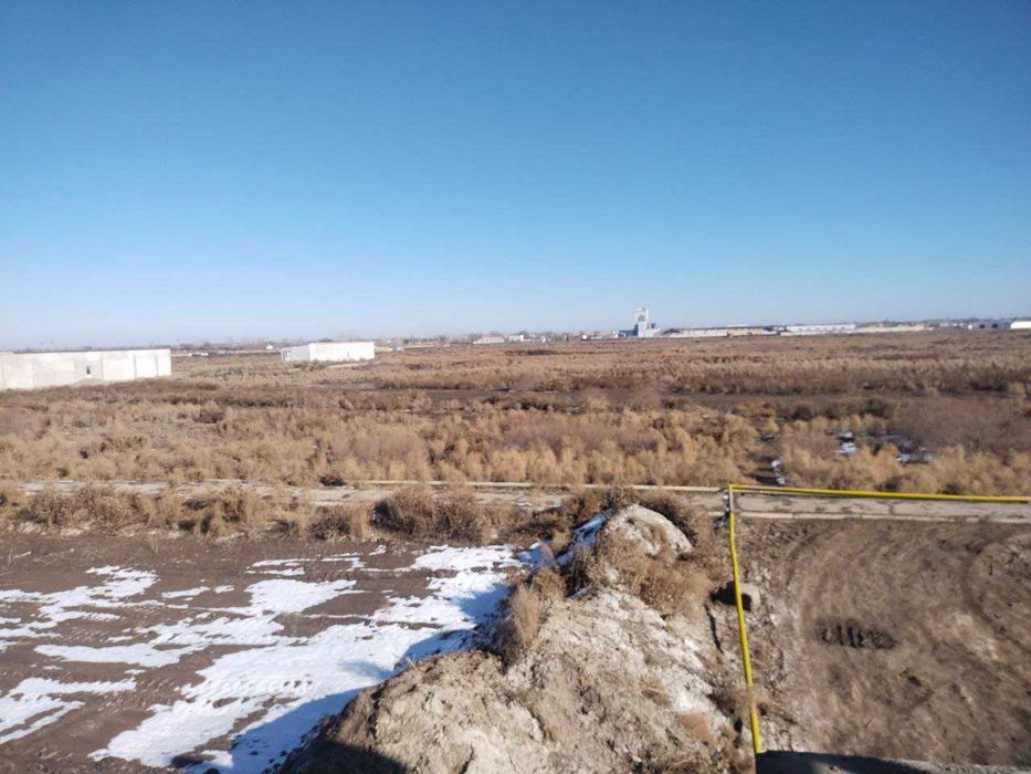 Земельный участок со строениями